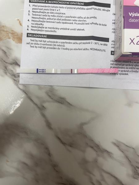 Proč je těhotenský test ráno pozitivní a večer negativní?