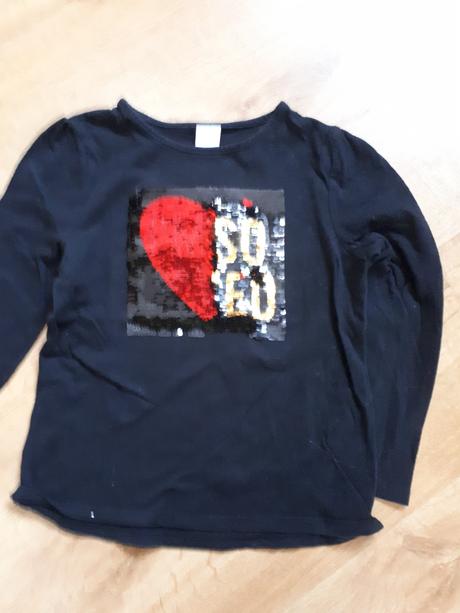 Krásné tričko s přeměňovacími flitry, c&a,134