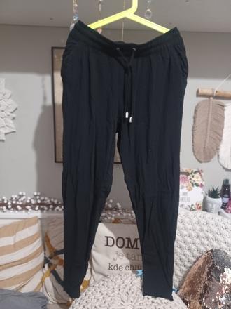 Černé letní kalhoty xs/158-164, terranova,158