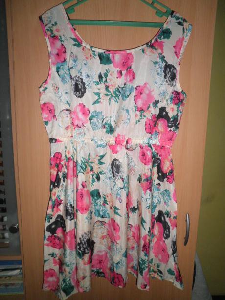 Lehké letní šaty, l