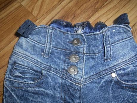 Úzké džíny, next,110