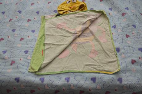 86 - 116 župánek, bavlněné pončo včelka /čmelák, 104