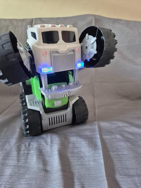 Mluvící auto polelář stinky-matchbox (vč. baterií),