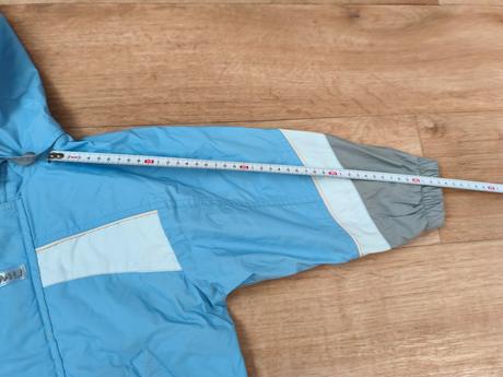 Modrá větrovka, 98