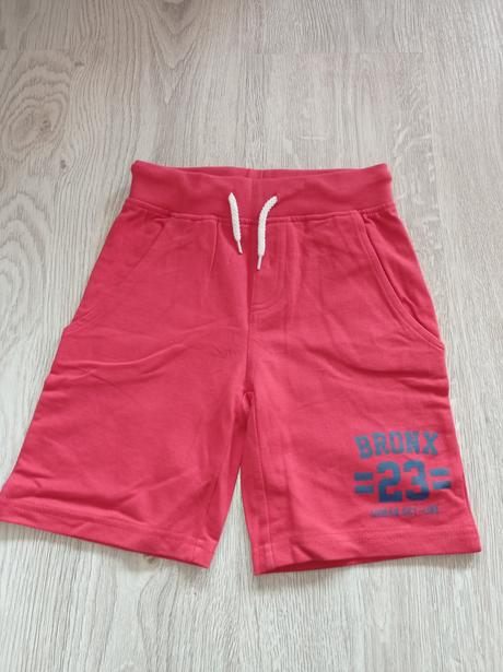 Nové teplákové kraťasy, vel. 116, 116