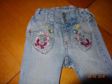 Dívčí rifle motýlci a květinky, h&m,86