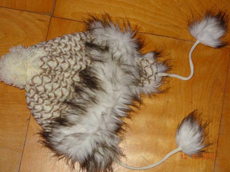 Dívčí čepice, 134