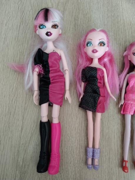 Monster high panenky a auto, 