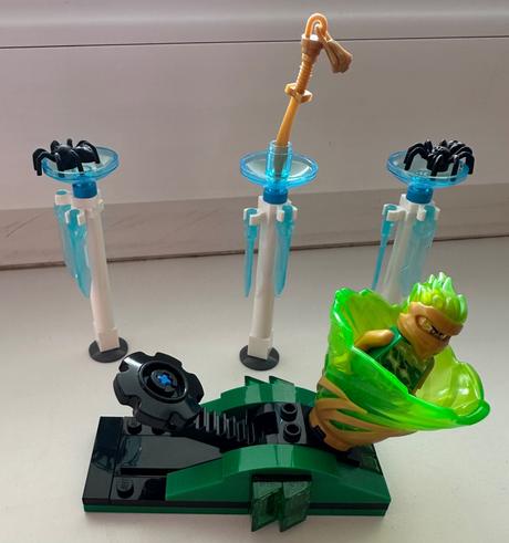 Lego ninjago 70681 spinjitzu výcvik  lloyd, 