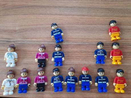 Penny vesnička - lego figurky,