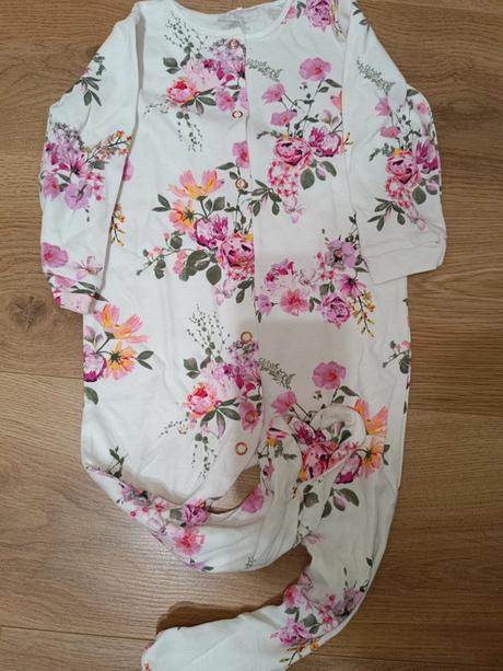 Bílý overal s květy 86 next, next,86