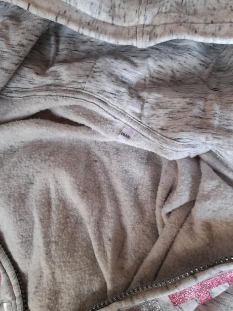 Mikina světle šedá céáčko třpytivá vel 140, c&a,140