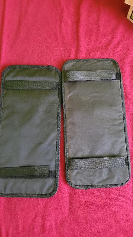 Držáky na cd na clonu do auta, 