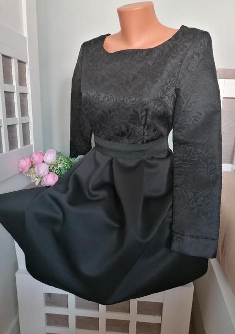 Společenské šaty, s