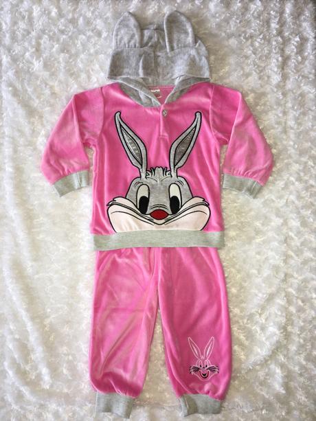 Sametová souprava, 86