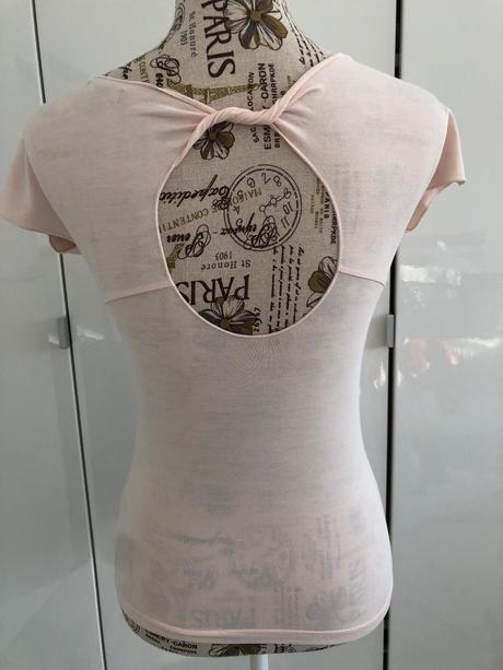 Vystrih na zadech mango meruňkove tricko xs, mango,xs