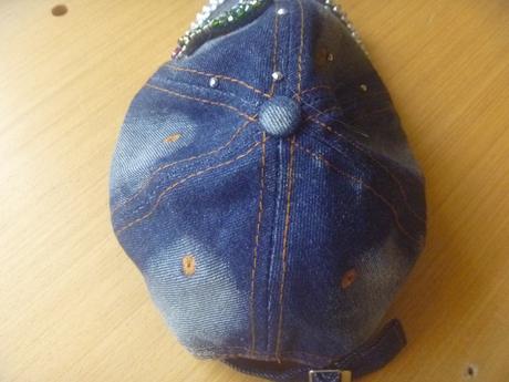 Riflová kšiltovka s kamínky, vel. 7-10 let, 128