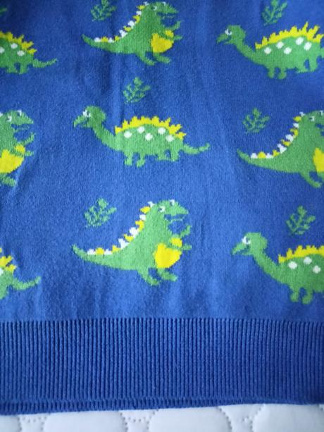 Dino svetr top stav,  vel.128, 128