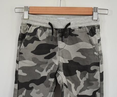 Kraťasy vel. 4 - 5 let, primark,110