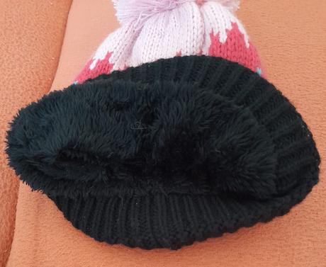 Čepice zimní dívčí top stav, <50