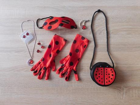 Kostým beruška vel.3/5let,