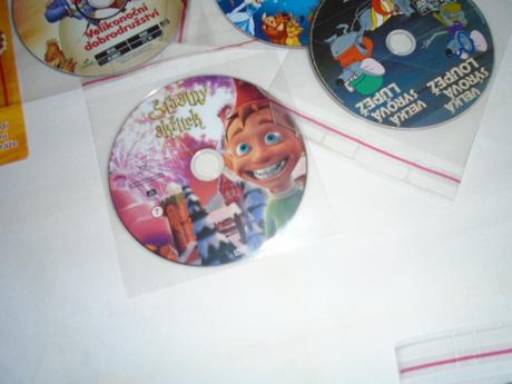 Dvd pohádky říkadla 9ks prasátko connie dora holly,