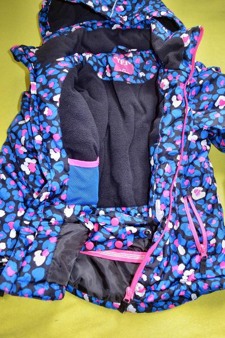 Kvalitní silná zimní bunda v.128, s  fleece, 128