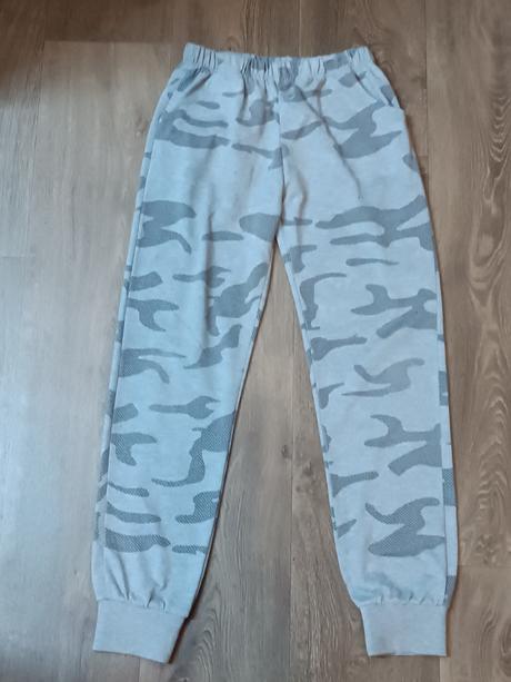 5x chlapecké tepláky, vel. 146/152/158, 146