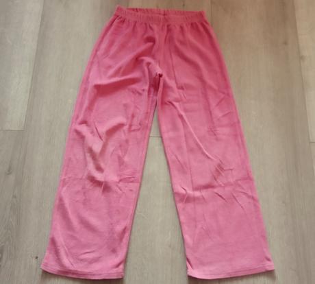 Tepláky sametové, sanrio,122