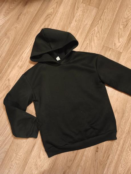 Mikina s mašlí s třešničkami, 152