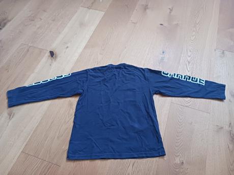 Triko č.134/140, 134