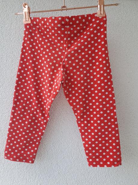 Dívčí tříčtvrťáky, 104