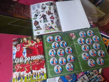 Alba nálepky a kartičky fotbal, 