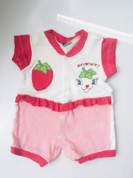 Body/šaty v.68/6 měs., 68