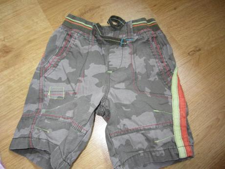 Bezva maskáčové kraťásky, šortky, next,92