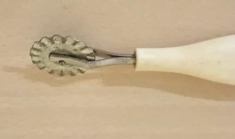 Rádýlko na těsto,