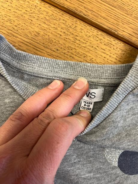 Silnější tričko, 140