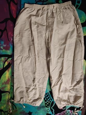 Kalhoty tříčtvrteční, xl