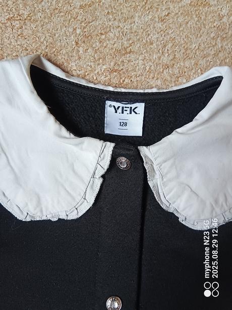 Mikina na patenty zn."y.f.k." vel."128", 128