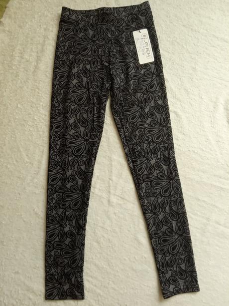 Nové legíny s-m, s