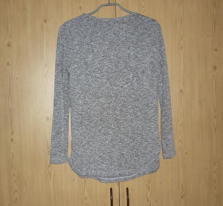 Tenký dámský svetřík trocky, s