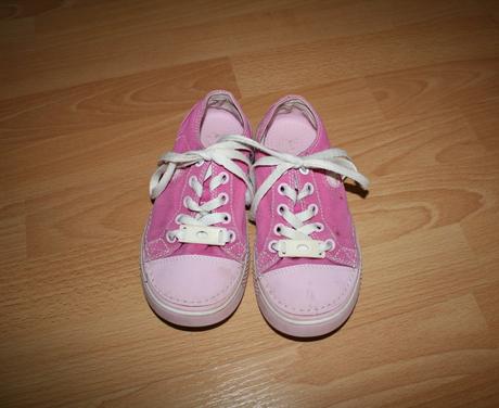 Boty, tenisky, crocs,32