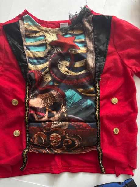 An9/ kostým pirát - v.5/6 let, 