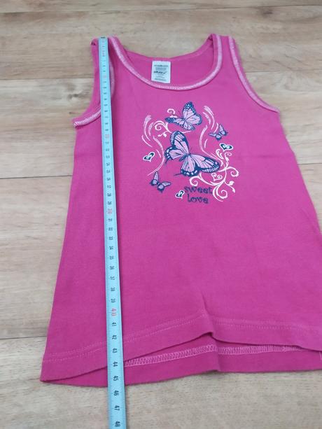 Růžová tílka, 122