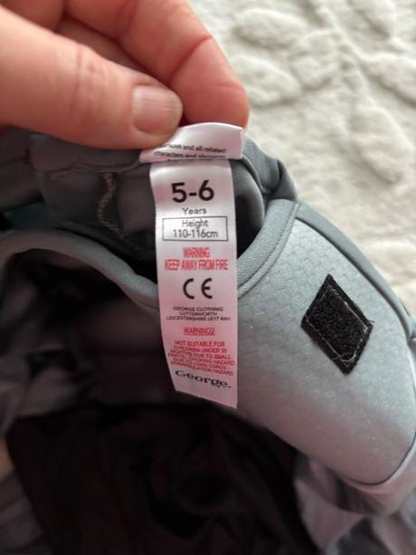 An26/ kostým batman - v.5/6 let, 