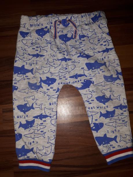 Tepláky se žraloky vel. 80, tu,80