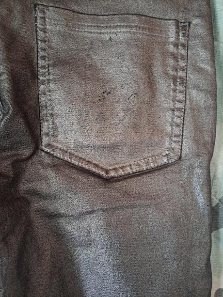 Džíny metalického vzhedu, calzedonia,158