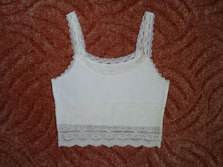 Bílé tričko triko tílko crop top s krajkou, h&m,s