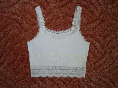 Bílé tričko triko tílko crop top s krajkou, h&m,s