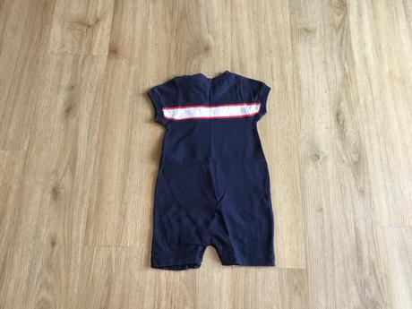 Body s nohavičkami, 68